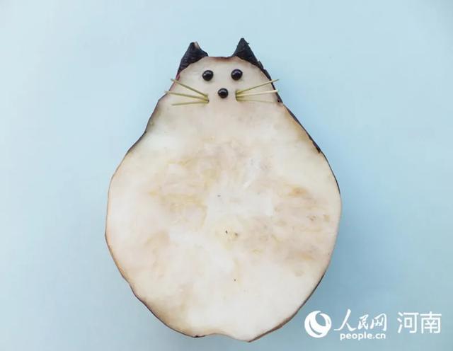 指尖生花 老李的草编蜗牛与一个小区的夜晚